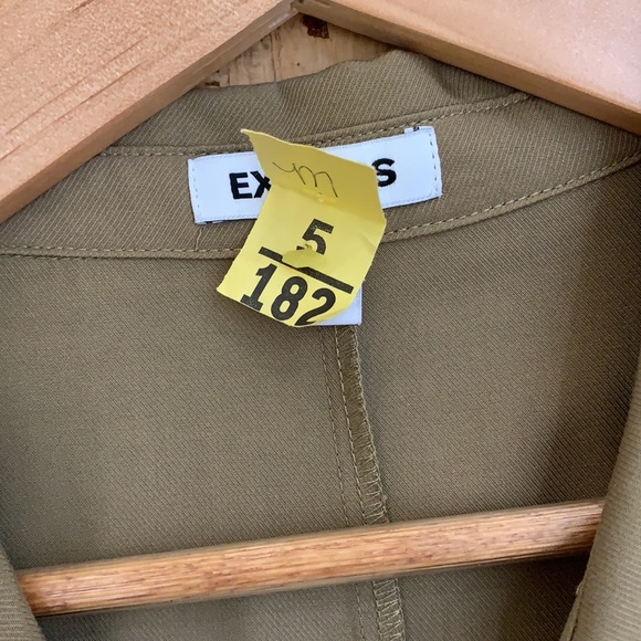 Express Utility Belted Botton Front Tank | Size L - Picture 6 of 9